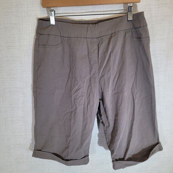 SOFT SURROUNDINGS Super Stretch Chino Pull On 12" Bermuda Shorts Brown‎ Medium - Picture 1 of 6
